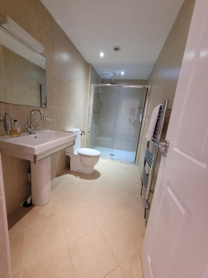 Llys Bach Apartment At Llys Aeron Aberaeron Bagian luar foto